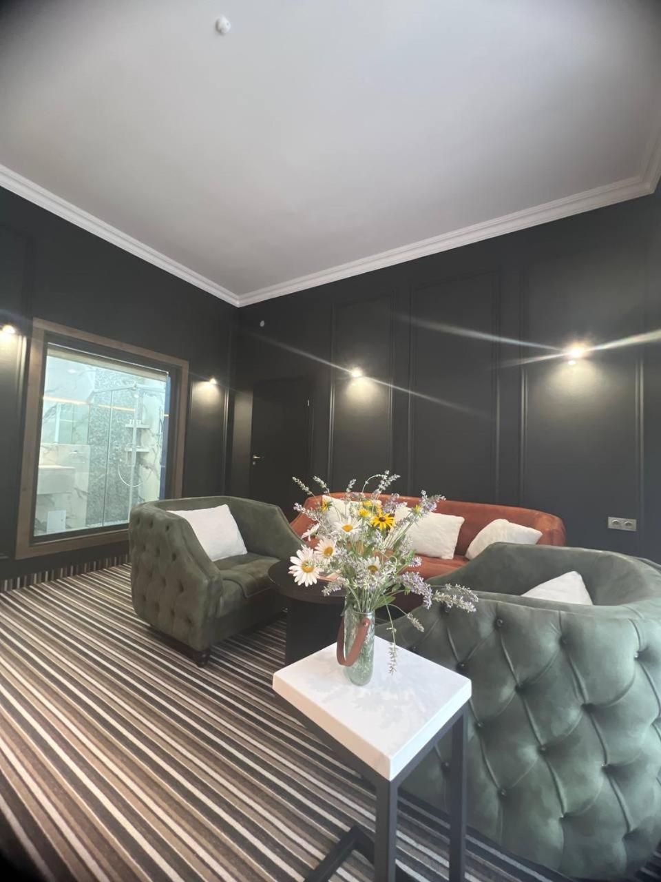 Sapar Standart Hotel 쉼켄트 외부 사진