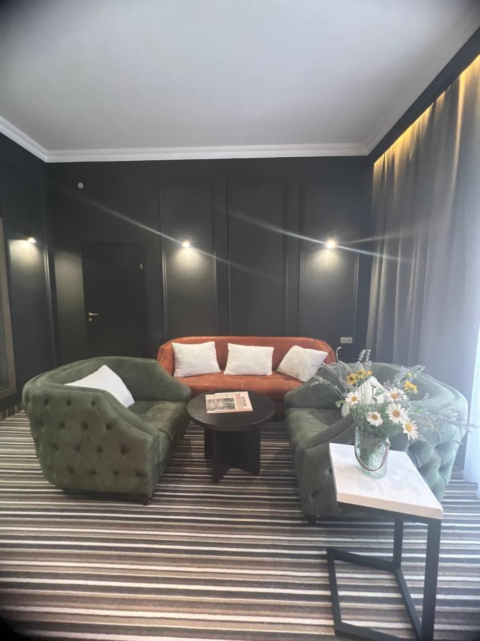 Sapar Standart Hotel 쉼켄트 외부 사진