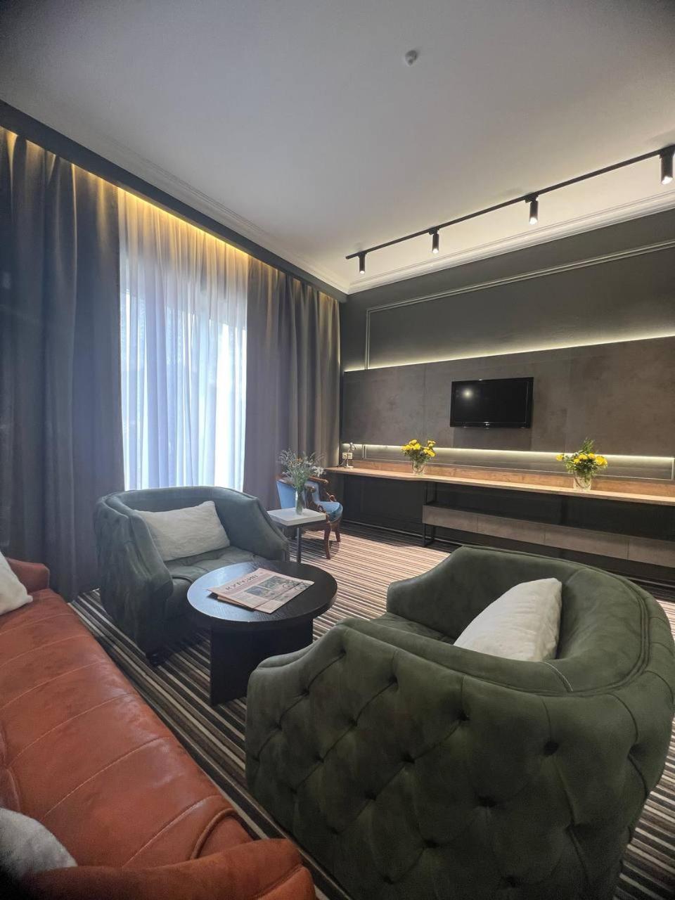 Sapar Standart Hotel 쉼켄트 외부 사진