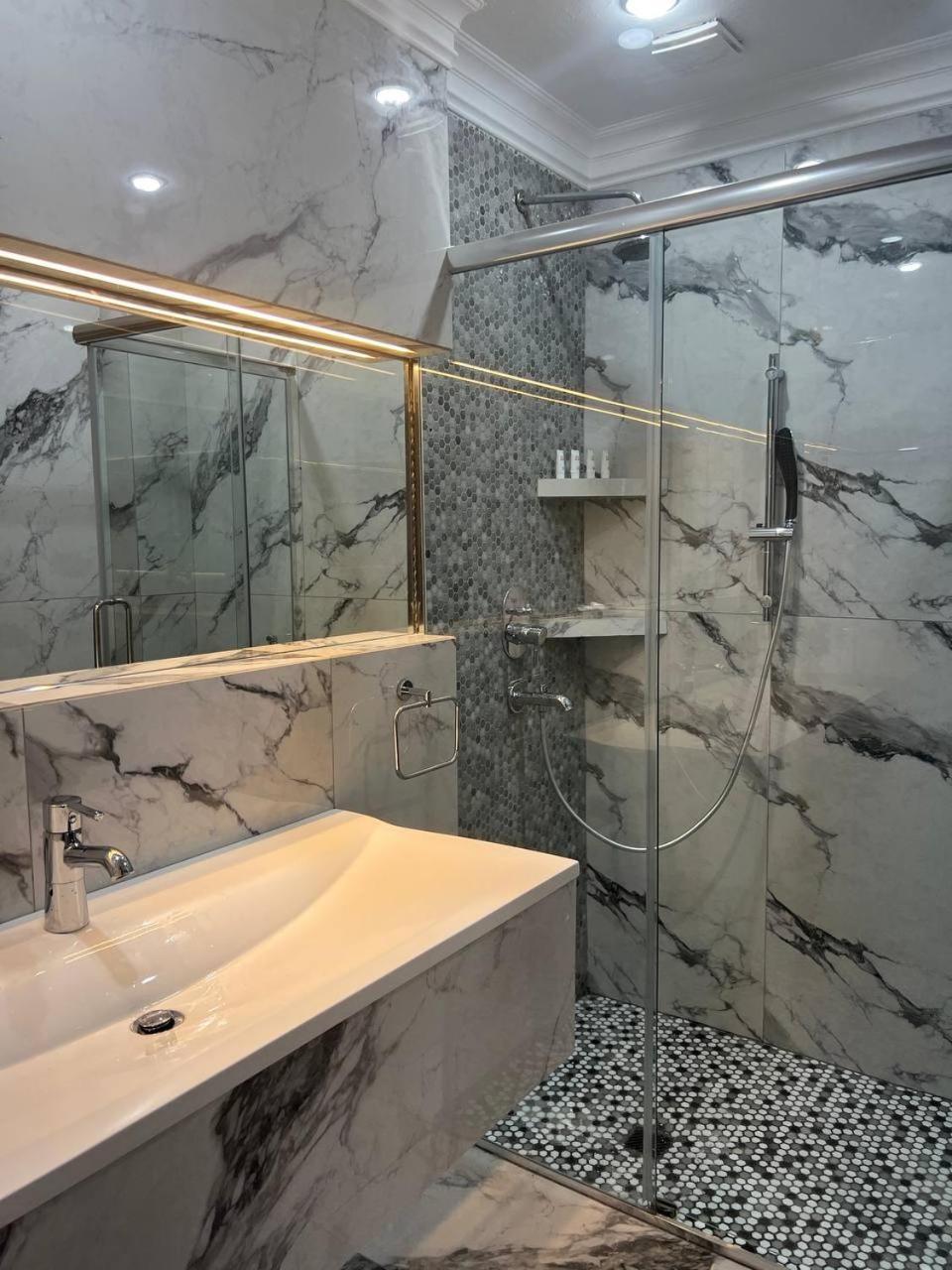 Sapar Standart Hotel 쉼켄트 외부 사진