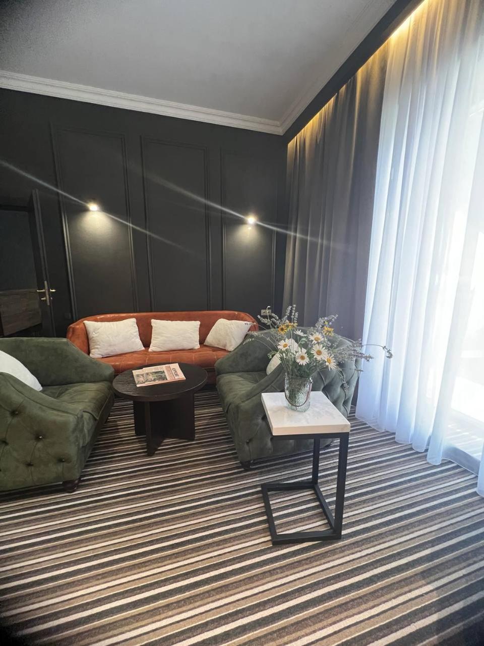 Sapar Standart Hotel 쉼켄트 외부 사진