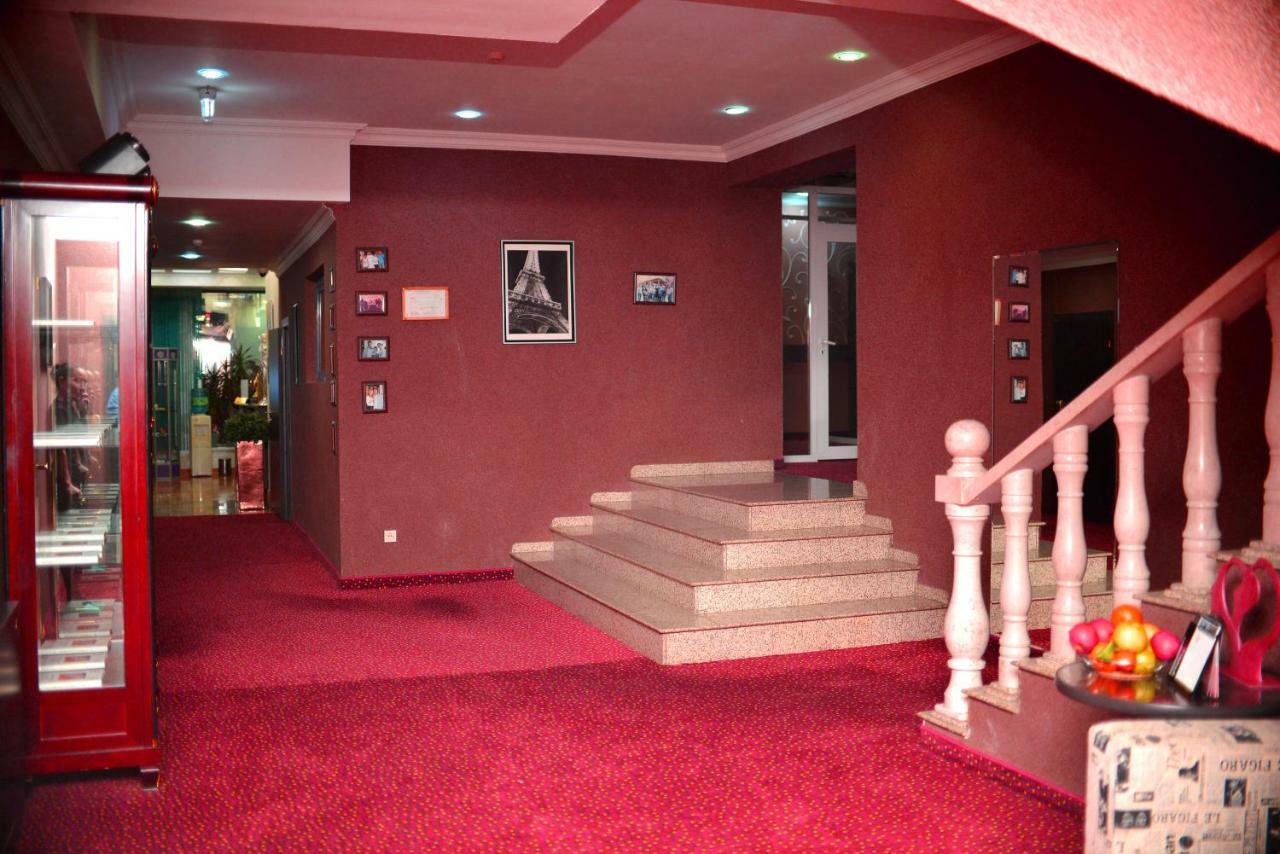 Sapar Standart Hotel 쉼켄트 외부 사진